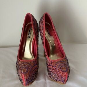 Alba Women's Vibrant Pink and Gold Heels